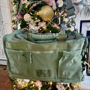 KNKG CORE DUFFEL MEDIUM 35L